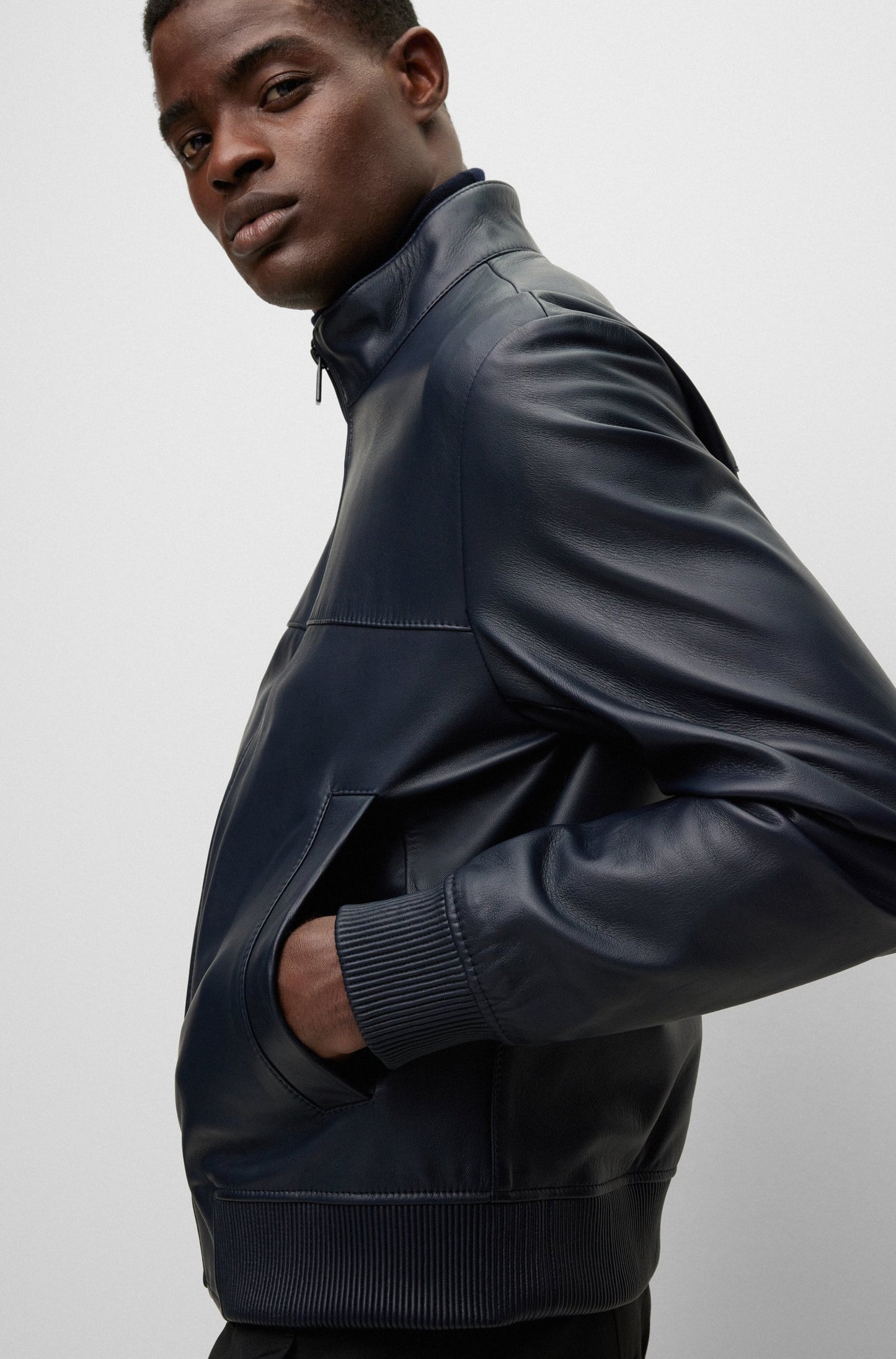 BOMBER JACKET IN NAPPA LEATHER - DARK BLUE