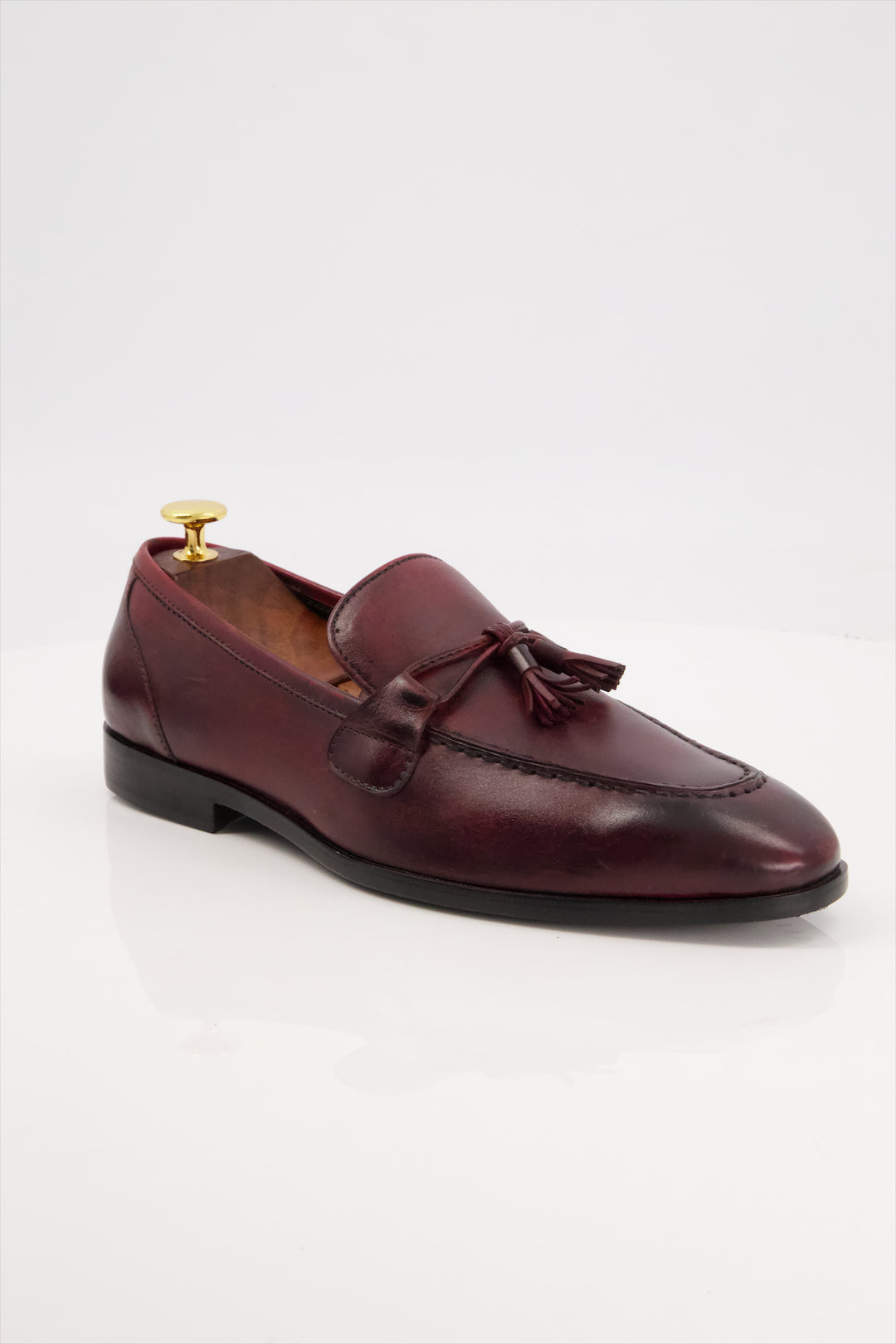 Heritage Tassel Loafers - Handcrafted Burgundy Leather Slip-On Shoes